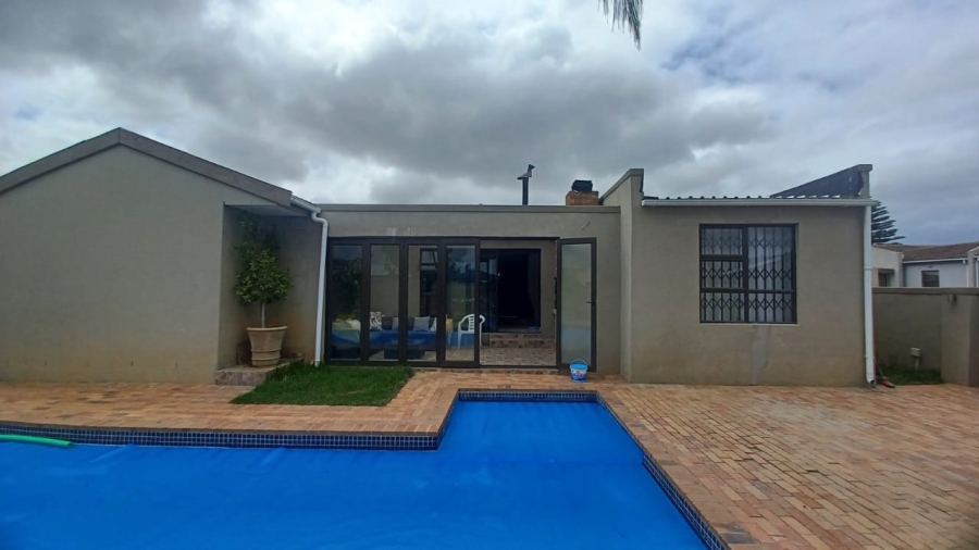 3 Bedroom Property for Sale in Highbury Western Cape